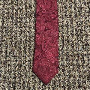 ♻️Croft & Barrow red paisley tie